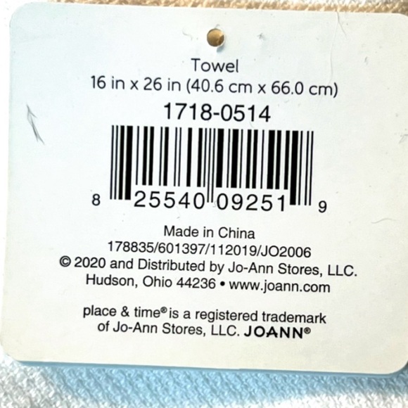 NWT Place and Time Hand Towels Set Of 2 Wild Summer Collection - Adventu… - Picture 10 of 11